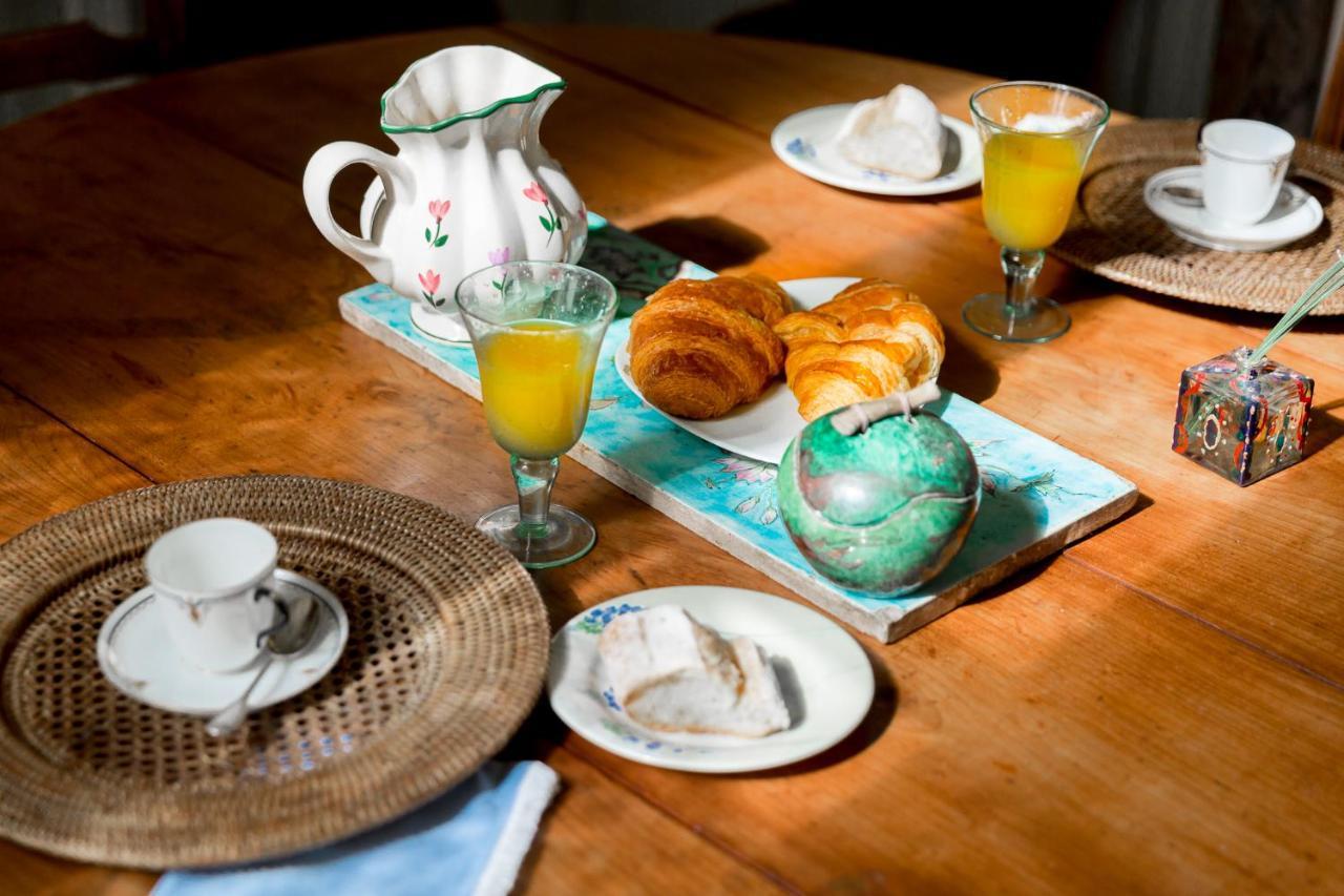 La Maison Charmante Couette-café